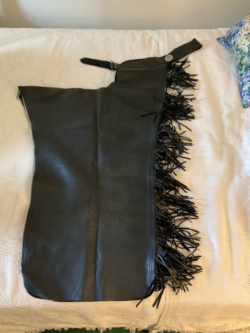 Black Fringe Leather Motorcycle Chaps - Women EUC - Picture 2 of 10